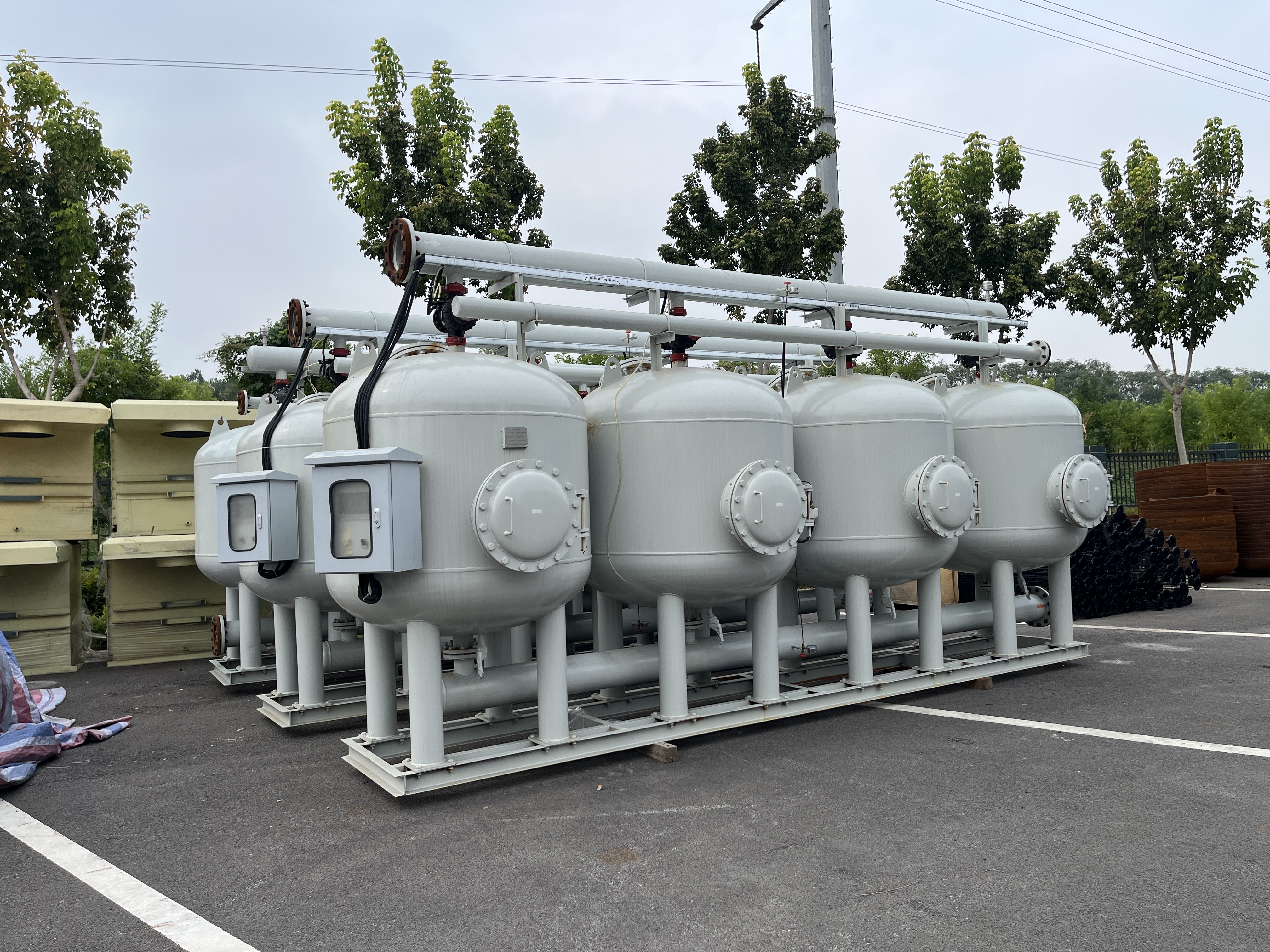 回轉(zhuǎn)窯散點(diǎn)水系統(tǒng)用淺層砂過(guò)濾器